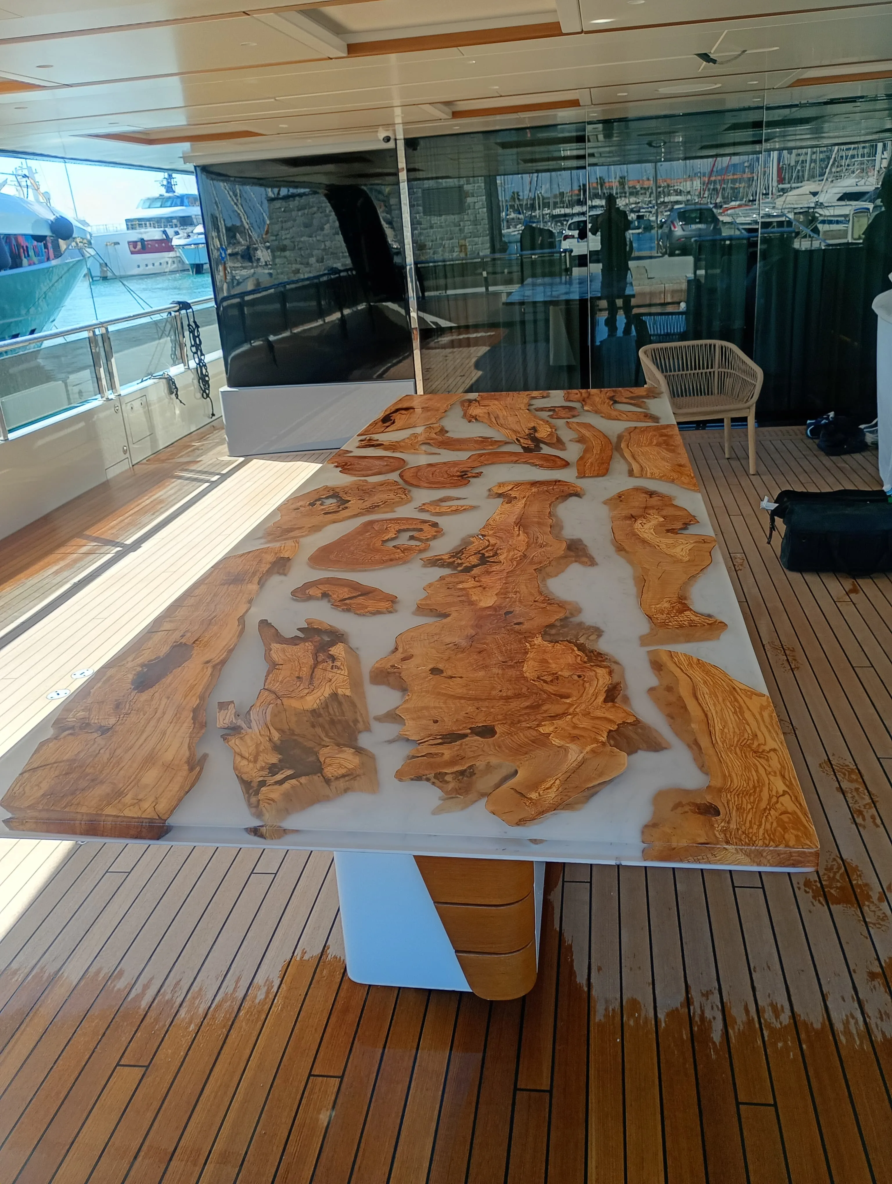 Tavolo yacht